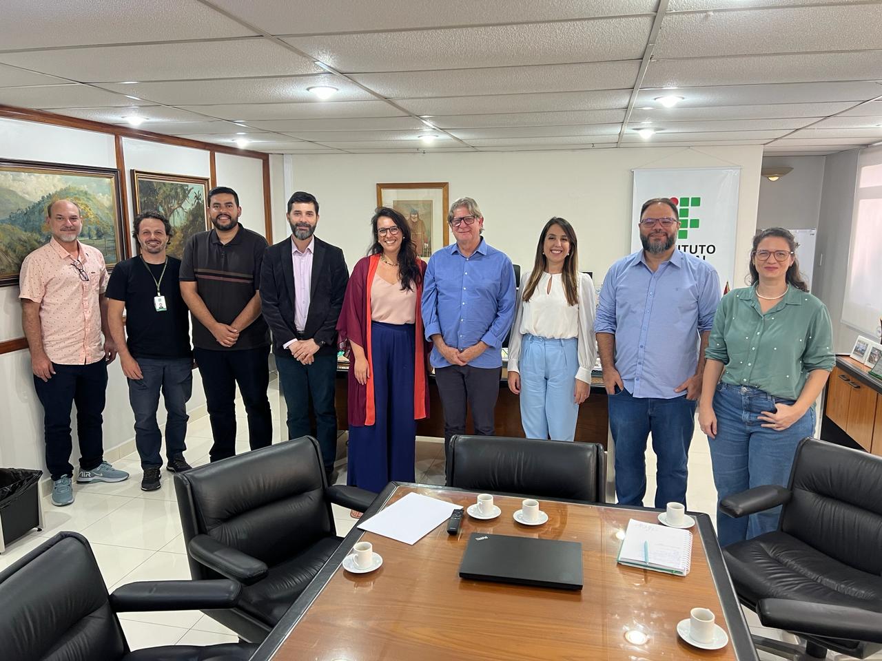 ebc radio comissao
